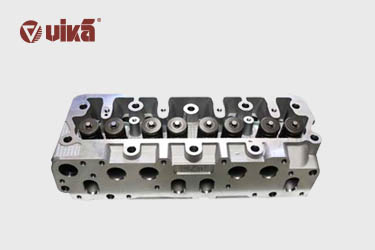 Какие аксессуары входят в головку цилиндра в сборе?