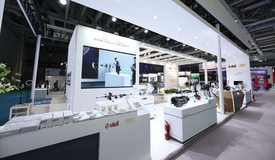 Professional marketing support to help customers achieve business success